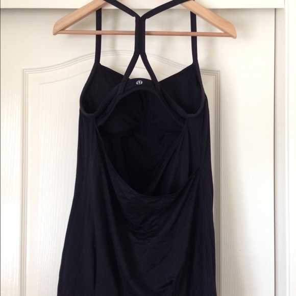 lululemon CYB Tank - Picture 3 of 3
